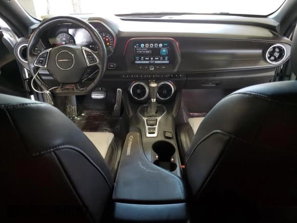 ✅ 2018 Chevrolet Camaro 2SS • VIN: 1G1FH1R79J0109253 • Лот: 80255245. Опубликован ранее на Copart с пробегом 99 923 миль. Бесплатный доступ к архиву аукционных продаж из США и подробный отчёт об истории автомобиля на DreamBid. Изображение 8.