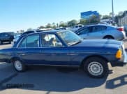 ✅ 1985 Mercedes-Benz 300 • VIN: WDBAB33C5FA226574 • Lot: 43483833. Listed on IAAI with 91,536 mi. Free auction sales archive from the USA and detailed vehicle history report at DreamBid. Image 13.