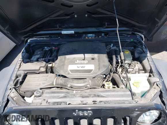 ✅ 2017 Jeep Wrangler Sport • VIN: 1C4AJWAG2HL588381 • Lot: 41923173. Listed on IAAI with 86,095 mi. Free auction sales archive from the USA and detailed vehicle history report at DreamBid. Image 10.