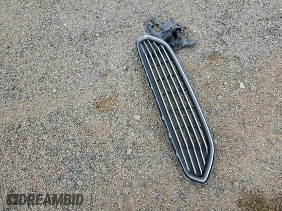 ✅ 2015 Ford Fusion SE • VIN: 3FA6P0HD4FR184256 • Лот: 60661115. Опубликован ранее на Copart с пробегом 162 654 миль. Бесплатный доступ к архиву аукционных продаж из США и подробный отчёт об истории автомобиля на DreamBid. Изображение 12.