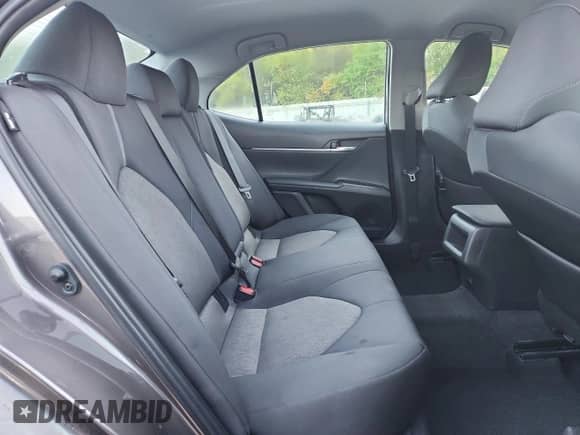 2023 Toyota Camry LE z VIN 4T1C11AK0PU125966, wystawiony jako Copart lot #86100275 z przebiegiem 45 899 mil mil oraz Szkoda całkowita • Salvage title. Historia ofert i sprzedaży dostępna na DreamBid. Obrazek 10.