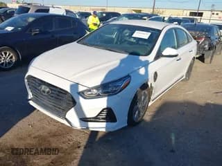 ✅ 2019 Hyundai Sonata Limited • VIN: KMHE54L27KA091112 • Лот: 43642633. Опубликован ранее на IAAI с пробегом 48 704 миль. Бесплатный доступ к архиву аукционных продаж из США и подробный отчёт об истории автомобиля на DreamBid. Изображение 2.