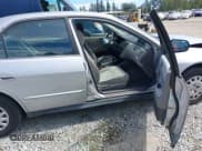 ✅ 2002 Honda Accord VP • VIN: 1HGCF86642A173265 • Lot: 43033315. Listed on IAAI with 187,894 mi. Free auction sales archive from the USA and detailed vehicle history report at DreamBid. Image 5.