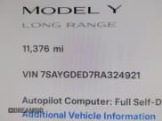 ✅ 2024 Tesla Model Y • VIN: 7SAYGDED7RA324921 • Лот: 43241623. Опубликован ранее на IAAI с пробегом 11 376 миль. Бесплатный доступ к архиву аукционных продаж из США и подробный отчёт об истории автомобиля на DreamBid. Изображение 9.
