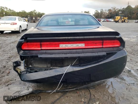 ✅ 2014 Dodge Challenger SXT • VIN: 2C3CDYAG5EH294465 • Lot: 85461484. Wystawiony na Copart z przebiegiem 109 585 mil. Bezpłatny archiwum sprzedaży aukcyjnych z USA i szczegółowy raport historii pojazdu na DreamBid. Zdjęcie 6.