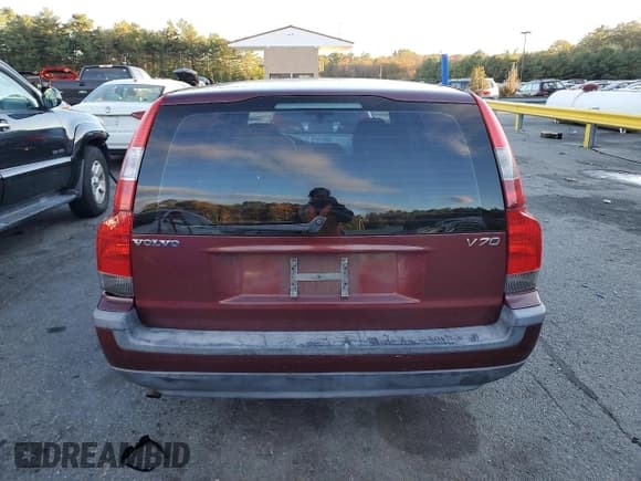 ✅ 2001 Volvo V70 • VIN: YV1SW61R011116151 • Lot: 82431115. Listed on Copart with 187,260 mi. Free auction sales archive from the USA and detailed vehicle history report at DreamBid. Image 6.