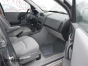 ✅ 2004 Saturn VUE • VIN: 5GZCZ23D44S842393 • Lot: 40941847. Wystawiony na IAAI z przebiegiem 153 345 mil. Bezpłatny archiwum sprzedaży aukcyjnych z USA i szczegółowy raport historii pojazdu na DreamBid. Zdjęcie 5.