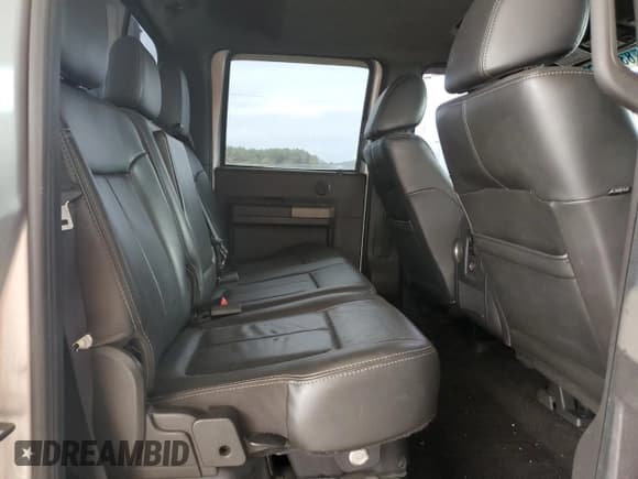 ✅ 2011 Ford F-250 Lariat • VIN: 1FT7W2BT5BEB24058 • Lot: 83944055. Wystawiony na Copart z przebiegiem 334 717 mil. Bezpłatny archiwum sprzedaży aukcyjnych z USA i szczegółowy raport historii pojazdu na DreamBid. Zdjęcie 10.