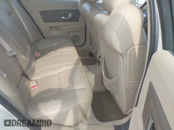 ✅ 2006 Cadillac CTS • VIN: 1G6DP577460120683 • Лот: 42884749. Опубликован ранее на IAAI с пробегом 247 656 миль. Бесплатный доступ к архиву аукционных продаж из США и подробный отчёт об истории автомобиля на DreamBid. Изображение 8.