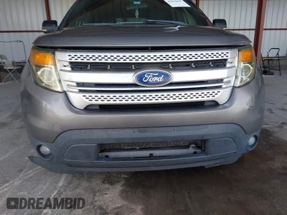 ✅ 2011 Ford Explorer XLT • VIN: 1FMHK7D86BGA35069 • Lot: 43836047. Listed on IAAI with 293,988 mi. Free auction sales archive from the USA and detailed vehicle history report at DreamBid. Image 6.