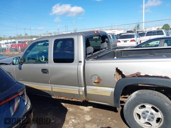 ✅ 2002 Chevrolet Silverado 1500 LS • VIN: 2GCEK19T121244959 • Лот: 43494968. Опубликован ранее на IAAI с пробегом 297 639 миль. Бесплатный доступ к архиву аукционных продаж из США и подробный отчёт об истории автомобиля на DreamBid. Изображение 14.