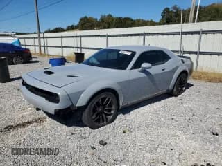 ✅ 2022 Dodge Challenger R/T Scat Pack Widebody • VIN: 2C3CDZFJ0NH151627 • Lot: 86541945. Wystawiony na Copart z przebiegiem 41 511 mil. Bezpłatny archiwum sprzedaży aukcyjnych z USA i szczegółowy raport historii pojazdu na DreamBid. Zdjęcie 1.