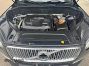 ✅ 2016 Volvo XC90 T8 Inscription • VIN: YV4BC0PL9G1033886 • Lot: 58616385. Wystawiony na Copart z przebiegiem 114 760 mil. Bezpłatny archiwum sprzedaży aukcyjnych z USA i szczegółowy raport historii pojazdu na DreamBid. Zdjęcie 7.