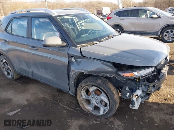 ✅ 2021 Hyundai Venue Denim • VIN: KMHRC8A38MU064092 • Lot: 41443402. Listed on IAAI with 73,174 mi. Free auction sales archive from the USA and detailed vehicle history report at DreamBid. Image 17.