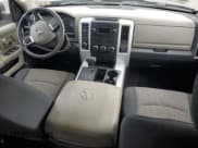 ✅ 2010 Dodge 1500 SLT • VIN: 1D7RV1CT0AS207441 • Lot: 80157975. Wystawiony na Copart z przebiegiem 234 334 mil. Bezpłatny archiwum sprzedaży aukcyjnych z USA i szczegółowy raport historii pojazdu na DreamBid. Zdjęcie 8.