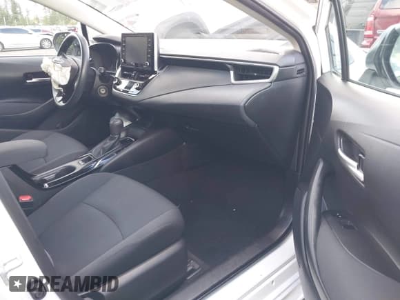 ✅ 2021 Toyota Corolla LE • VIN: 5YFEPMAE8MP259690 • Lot: 43554339. Wystawiony na IAAI z przebiegiem 59 889 mil. Bezpłatny archiwum sprzedaży aukcyjnych z USA i szczegółowy raport historii pojazdu na DreamBid. Zdjęcie 5.