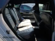 ✅ 2020 Volkswagen Arteon SEL R-Line • VIN: WVWSR7AN9LE017341 • Лот: 57769504. Опубликован ранее на Copart с пробегом 44 194 миль. Бесплатный доступ к архиву аукционных продаж из США и подробный отчёт об истории автомобиля на DreamBid. Изображение 10.