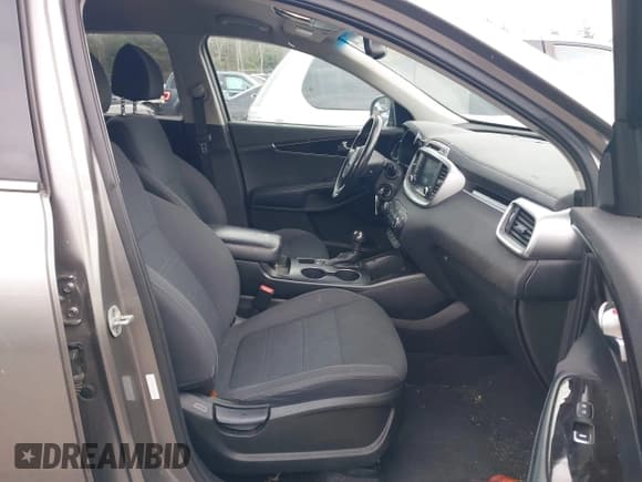 ✅ 2018 Kia Sorento LX • VIN: 5XYPGDA51JG420955 • Лот: 43780389. Опубликован ранее на IAAI с пробегом 188 873 миль. Бесплатный доступ к архиву аукционных продаж из США и подробный отчёт об истории автомобиля на DreamBid. Изображение 5.