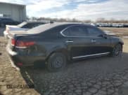 ✅ 2017 Lexus LS 460 • VIN: JTHCL5EF7H5029023 • Лот: 42914205. Опубликован ранее на Copart с пробегом 81 337 миль. Бесплатный доступ к архиву аукционных продаж из США и подробный отчёт об истории автомобиля на DreamBid. Изображение 3.