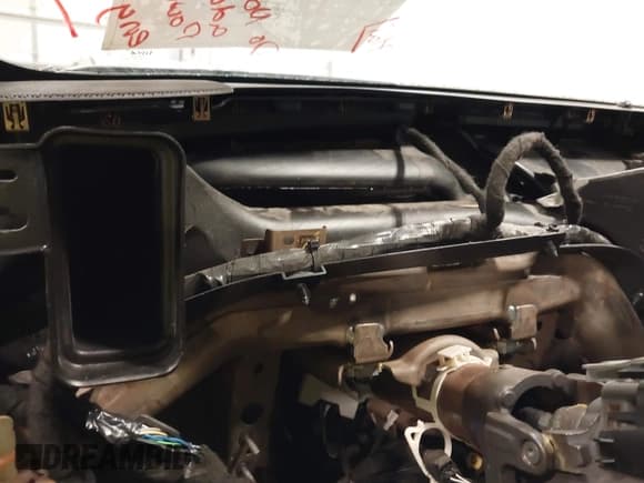 ✅ 2015 Chevrolet Silverado 2500HD LT • VIN: 1GC1KVE82FF105963 • Lot: 42234464. Listed on IAAI with Not provided. Free auction sales archive from the USA and detailed vehicle history report at DreamBid. Image 7.