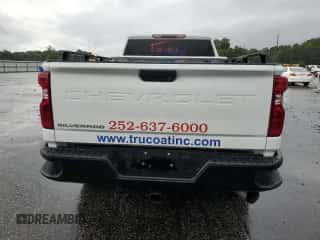 2022 Chevrolet Silverado 3500HD Work Truck с VIN 1GC4YSEY4NF364107, выставлен на аукционе Copart как лот 73045214 с пробегом 21 487 миль миль и Списание • Salvage title. История ставок и продаж доступна на DreamBid. Изображение 6.