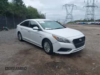 2016 Hyundai Sonata SE с VIN KMHE24L17GA023142, выставлен на аукционе IAAI как лот 43460061 с пробегом Не указан миль и . История ставок и продаж доступна на DreamBid. Изображение 1.
