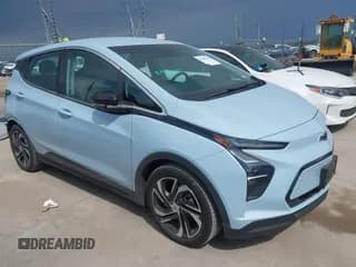 ✅ 2023 Chevrolet Bolt EV 2LT • VIN: 1G1FX6S01P4150894 • Lot: 42689200. Wystawiony na IAAI z przebiegiem 12 003 mil. Bezpłatny archiwum sprzedaży aukcyjnych z USA i szczegółowy raport historii pojazdu na DreamBid. Zdjęcie 1.