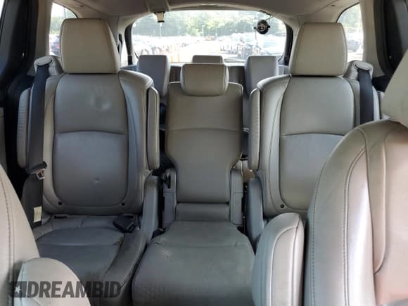 ✅ 2019 Honda Odyssey EX-L • VIN: 5FNRL6H78KB077254 • Lot: 69075195. Listed on Copart with 249,831 mi. Free auction sales archive from the USA and detailed vehicle history report at DreamBid. Image 10.