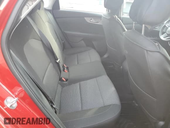 ✅ 2024 Kia Forte LXS • VIN: 3KPF24AD5RE709699 • Lot: 90314825. Wystawiony na Copart z przebiegiem 13 956 mil. Bezpłatny archiwum sprzedaży aukcyjnych z USA i szczegółowy raport historii pojazdu na DreamBid. Zdjęcie 10.