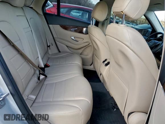 ✅ 2018 Mercedes-Benz GLC 300 • VIN: WDC0G4KBXJV084926 • Lot: 95089315. Listed on Copart with 69,168 mi. Free auction sales archive from the USA and detailed vehicle history report at DreamBid. Image 11.