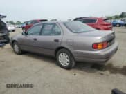 ✅ 1992 Toyota Camry DLX • VIN: 4T1SK11E8NU009222 • Лот: 60811625. Опубликован ранее на Copart с пробегом 143 925 миль. Бесплатный доступ к архиву аукционных продаж из США и подробный отчёт об истории автомобиля на DreamBid. Изображение 2.
