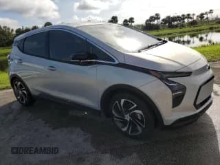 ✅ 2023 Chevrolet Bolt EV 2LT • VIN: 1G1FX6S01P4167646 • Lot: 73883704. Wystawiony na Copart z przebiegiem Nie podano. Bezpłatny archiwum sprzedaży aukcyjnych z USA i szczegółowy raport historii pojazdu na DreamBid. Zdjęcie 4.