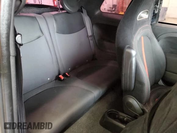 ✅ 2013 FIAT 500 Abarth • VIN: 3C3CFFFH9DT664970 • Лот: 84059114. Опубликован ранее на Copart с пробегом 121 312 миль. Бесплатный доступ к архиву аукционных продаж из США и подробный отчёт об истории автомобиля на DreamBid. Изображение 10.