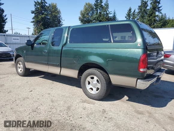 ✅ 2002 Ford F-150 XL • VIN: 2FTRX17L12CA16342 • Lot: 72035795. Wystawiony na Copart z przebiegiem 115 151 mil. Bezpłatny archiwum sprzedaży aukcyjnych z USA i szczegółowy raport historii pojazdu na DreamBid. Zdjęcie 2.