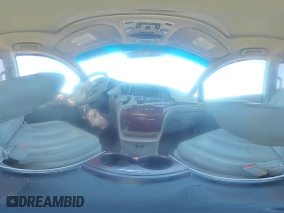 ✅ 2011 Toyota Sienna XLE • VIN: 5TDYK3DC2BS132468 • Lot: 82339955. Listed on Copart with 220,109 mi. Free auction sales archive from the USA and detailed vehicle history report at DreamBid. Image 16.