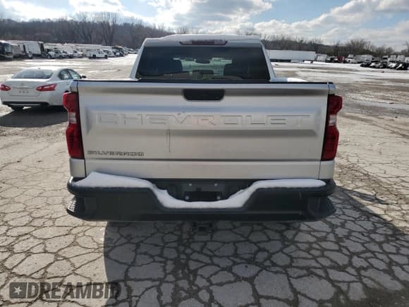 ✅ 2021 Chevrolet Silverado 1500 Work Truck • VIN: 3GCUYAEF9MG259620 • Lot: 82226684. Wystawiony na Copart z przebiegiem 65 992 mil. Bezpłatny archiwum sprzedaży aukcyjnych z USA i szczegółowy raport historii pojazdu na DreamBid. Zdjęcie 6.