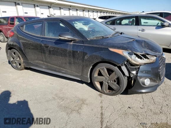 ✅ 2015 Hyundai Veloster Turbo • VIN: KMHTC6AE5FU235508 • Lot: 83601544. Wystawiony na Copart z przebiegiem 146 743 mil. Bezpłatny archiwum sprzedaży aukcyjnych z USA i szczegółowy raport historii pojazdu na DreamBid. Zdjęcie 4.