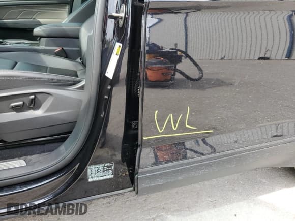 ✅ 2023 Volkswagen Atlas SE • VIN: 1V2WP2CA2PC553648 • Lot: 77388084. Listed on Copart with 5,824 mi. Free auction sales archive from the USA and detailed vehicle history report at DreamBid. Image 13.