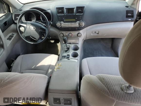 ✅ 2008 Toyota Highlander • VIN: JTEES41A982094387 • Лот: 91194855. Опубликован ранее на Copart с пробегом 236 572 миль. Бесплатный доступ к архиву аукционных продаж из США и подробный отчёт об истории автомобиля на DreamBid. Изображение 8.