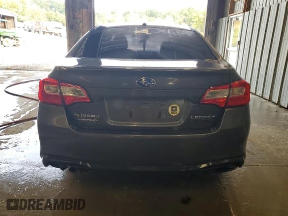 ✅ 2019 Subaru Legacy • VIN: 4S3BNAB63K3018883 • Lot: 80989995. Wystawiony na Copart z przebiegiem 177 033 mil. Bezpłatny archiwum sprzedaży aukcyjnych z USA i szczegółowy raport historii pojazdu na DreamBid. Zdjęcie 6.