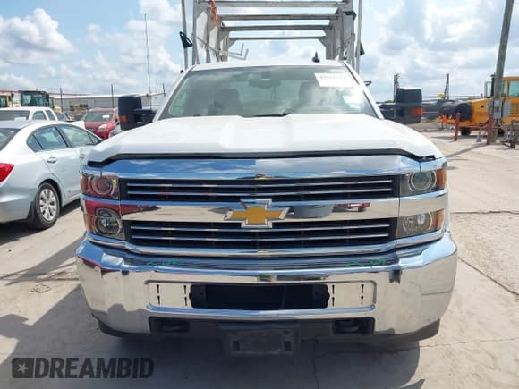 ✅ 2016 Chevrolet Silverado 2500HD Work Truck • VIN: 1GC2CUEG6GZ321432 • Lot: 42923797. Wystawiony na IAAI z przebiegiem 119 213 mil. Bezpłatny archiwum sprzedaży aukcyjnych z USA i szczegółowy raport historii pojazdu na DreamBid. Zdjęcie 12.