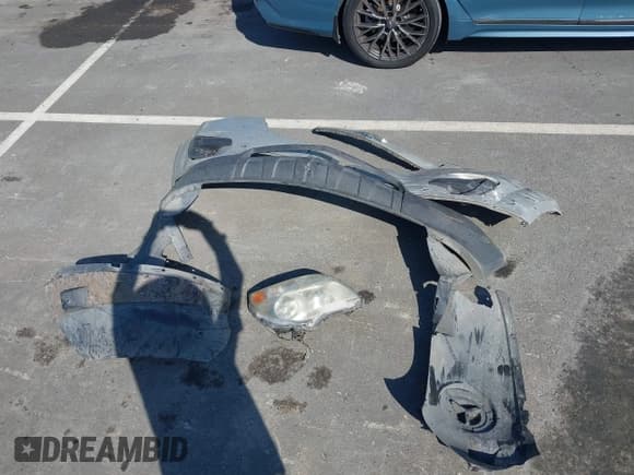 ✅ 2011 Chevrolet Equinox 1LT • VIN: 2GNALDEC1B1297056 • Lot: 43389279. Wystawiony na IAAI z przebiegiem 173 815 mil. Bezpłatny archiwum sprzedaży aukcyjnych z USA i szczegółowy raport historii pojazdu na DreamBid. Zdjęcie 12.