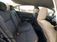 ✅ 2015 Honda Civic LX • VIN: 2HGFB2F53FH500162 • Lot: 92009005. Wystawiony na Copart z przebiegiem 118 878 mil. Bezpłatny archiwum sprzedaży aukcyjnych z USA i szczegółowy raport historii pojazdu na DreamBid. Zdjęcie 10.