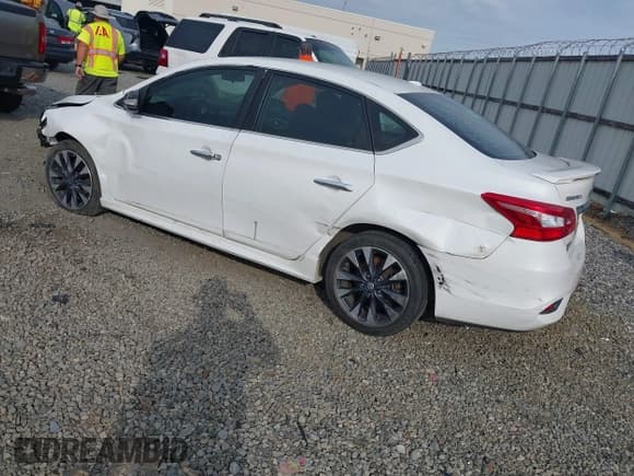 ✅ 2016 Nissan Sentra SL • VIN: 3N1AB7AP5GY256415 • Lot: 42366708. Listed on IAAI with 134,210 mi. Free auction sales archive from the USA and detailed vehicle history report at DreamBid. Image 3.