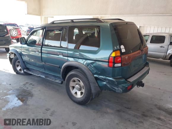 ✅ 2003 Mitsubishi Montero Sport ES • VIN: JA4LS21H43J017853 • Lot: 43700380. Listed on IAAI with 197,065 mi. Free auction sales archive from the USA and detailed vehicle history report at DreamBid. Image 3.