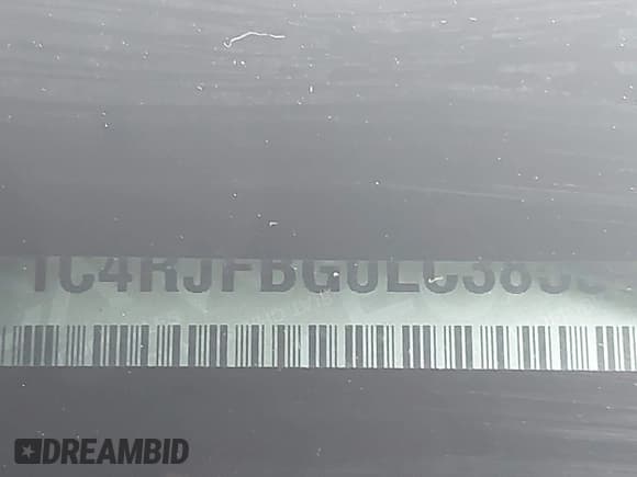 ✅ 2020 Jeep Grand Cherokee Limited • VIN: 1C4RJFBG0LC385080 • Lot: 42162766. Wystawiony na IAAI z przebiegiem 42 413 mil. Bezpłatny archiwum sprzedaży aukcyjnych z USA i szczegółowy raport historii pojazdu na DreamBid. Zdjęcie 17.