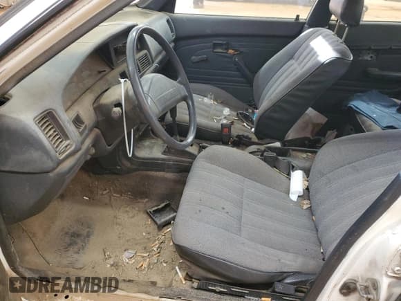 ✅ 1992 Toyota Corolla • VIN: 1NXAE91A5NZ295982 • Lot: 46638605. Listed on Copart with 268,677 mi. Free auction sales archive from the USA and detailed vehicle history report at DreamBid. Image 7.