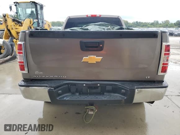 ✅ 2013 Chevrolet Silverado 1500 LT • VIN: 1GCRKSE72DZ144217 • Lot: 68073524. Listed on Copart with 126,950 mi. Free auction sales archive from the USA and detailed vehicle history report at DreamBid. Image 6.