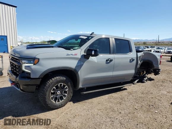 ✅ 2025 Chevrolet Silverado 1500 ZR2 • VIN: 3GCUKHEL8SG130815 • Lot: 82515075. Listed on Copart with 14,386 mi. Free auction sales archive from the USA and detailed vehicle history report at DreamBid. Image 1.