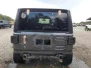 ✅ 2018 Jeep Wrangler Unlimited Sahara • VIN: 1C4HJXENXJW314864 • Lot: 71214395. Wystawiony na Copart z przebiegiem 95 394 mil. Bezpłatny archiwum sprzedaży aukcyjnych z USA i szczegółowy raport historii pojazdu na DreamBid. Zdjęcie 6.
